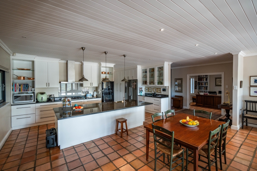 4 Bedroom Property for Sale in Kenton On Sea Eastern Cape
